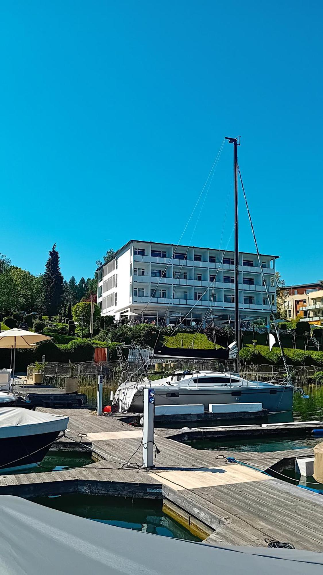 Tennis & Yacht Hotel Velden Velden am Wörthersee Exteriör bild